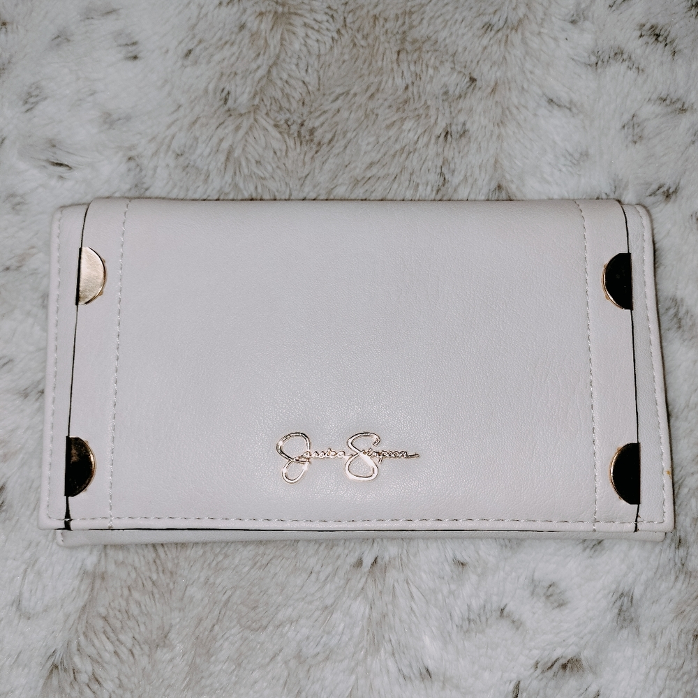 Jessica Simpson wallet